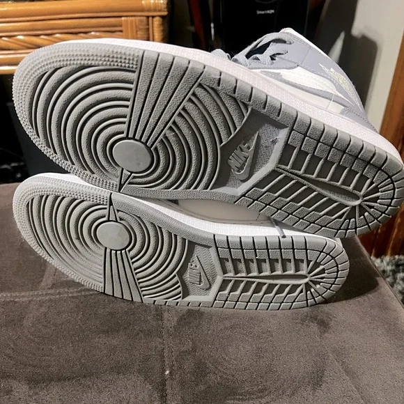 Nike Jordan 1 stealth - Picture 2 of 3